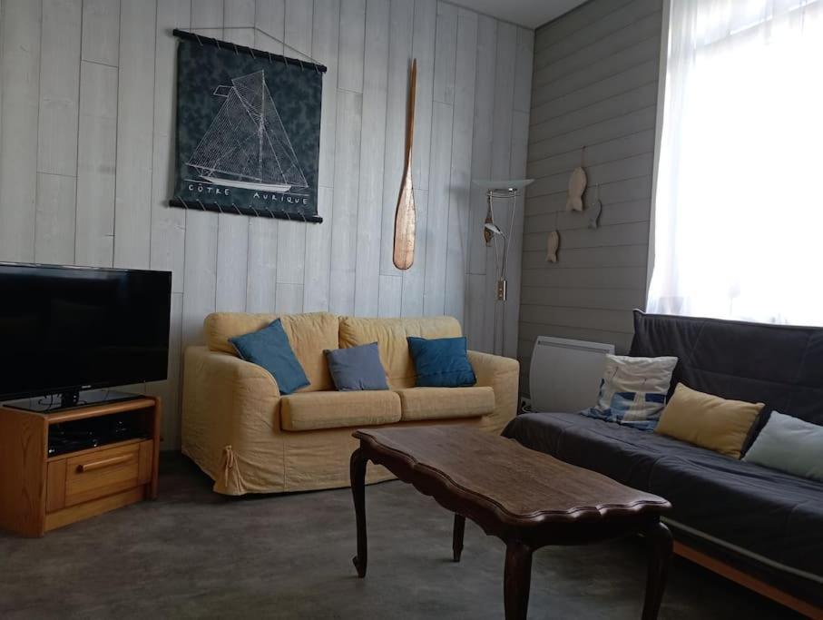 Maison Familiale Au Chenal กรังด์-ฟอร์ท-ฟิลิปป์ ภายนอก รูปภาพ